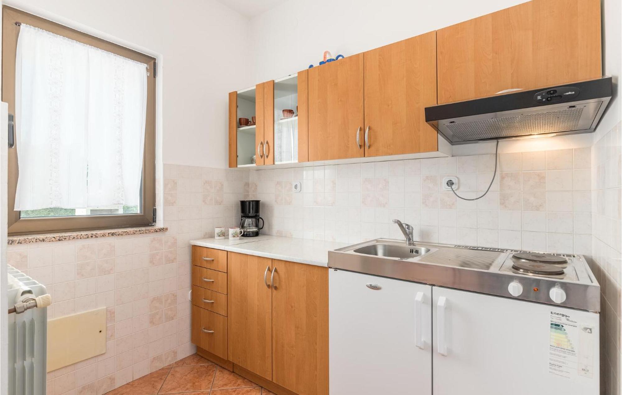 Beautiful Home In Visnjan With Wifi Luaran gambar